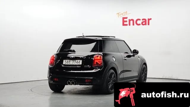 Mini Cooper Cooper S 2018 года - вид 2