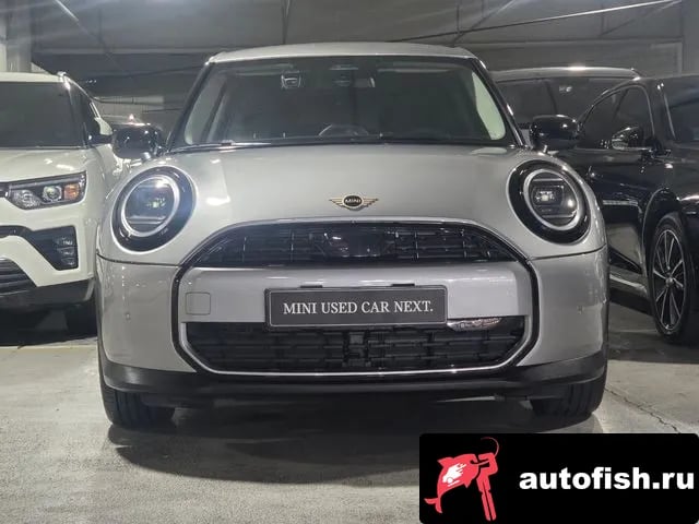 Mini Cooper Cooper C 4th generation 2025 года - вид 3