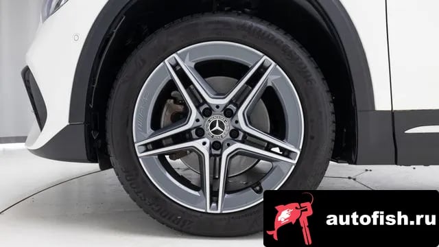 Mercedes-Benz GLA-Class GLA - Class H247 2022 года - вид 5