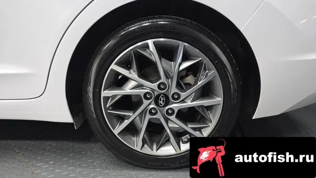 Hyundai AVANTE The New Avante AD 2019 года - вид 4