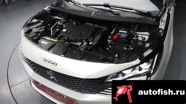 Peugeot 3008 3008 second generation 2021 года - вид 6