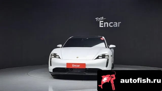 Porsche Taycan Taikan 2021 года - вид 3