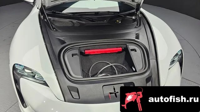 Porsche Taycan Taikan 2021 года - похожие автомобили