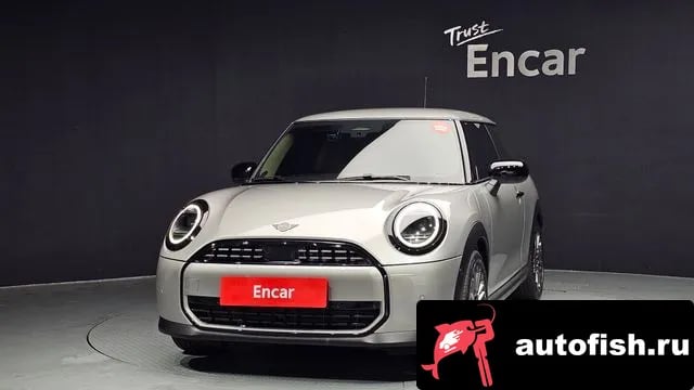 Mini Cooper Cooper C 4th generation 2024 года - вид 3