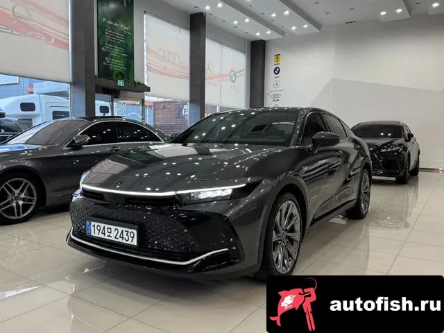 Toyota Crown Crown Crossover 2024 года - автомобиль из Южной Кореи
