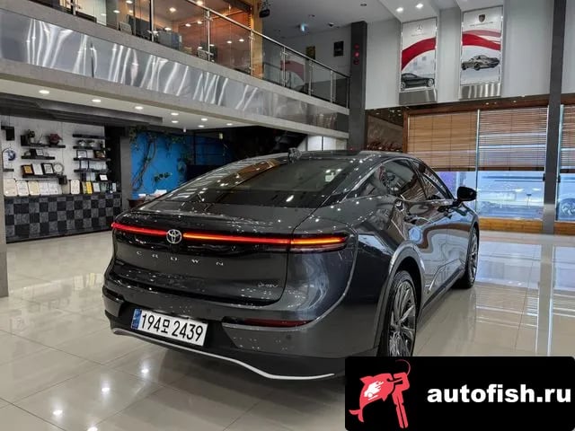 Toyota Crown Crown Crossover 2024 года - вид 2