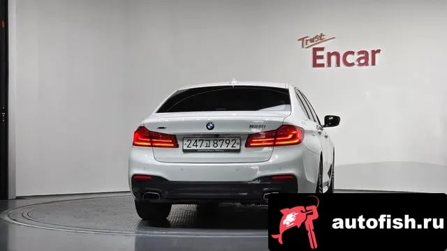 BMW 5-Series 5 Series (G30) 2019 года - вид 4
