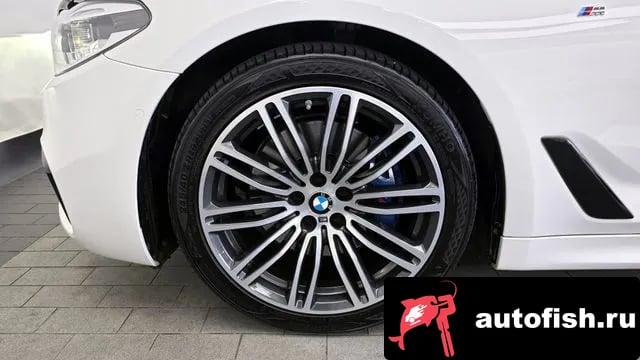 BMW 5-Series 5 Series (G30) 2019 года - вид 5