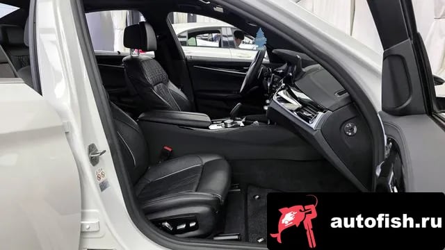 BMW 5-Series 5 Series (G30) 2019 года - похожие автомобили