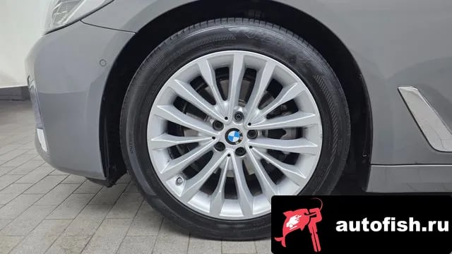 BMW 5-Series 5 Series (G30) 2021 года - вид 5
