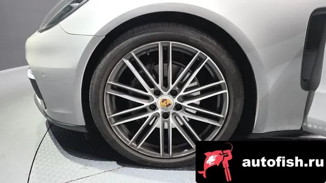Porsche Panamera Panamera (971) 2018 года - вид 5