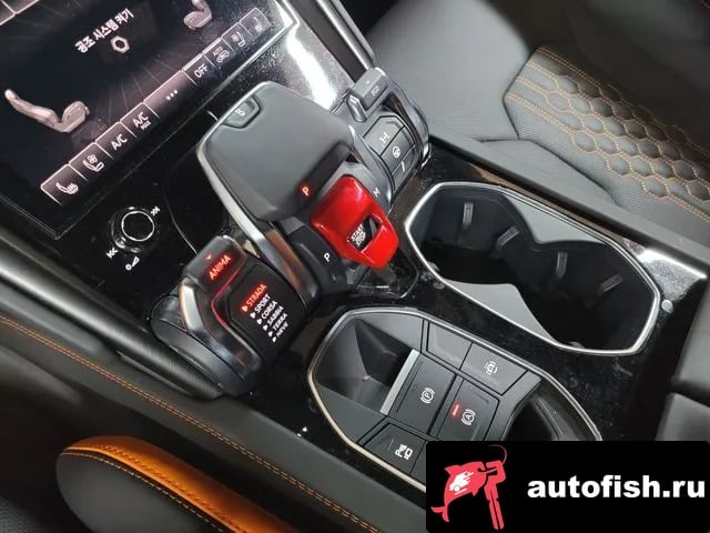 Lamborghini Urus Urus 2024 года - похожие автомобили