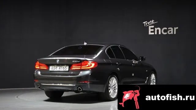 BMW 5-Series 5 Series (G30) 2019 года - вид 2