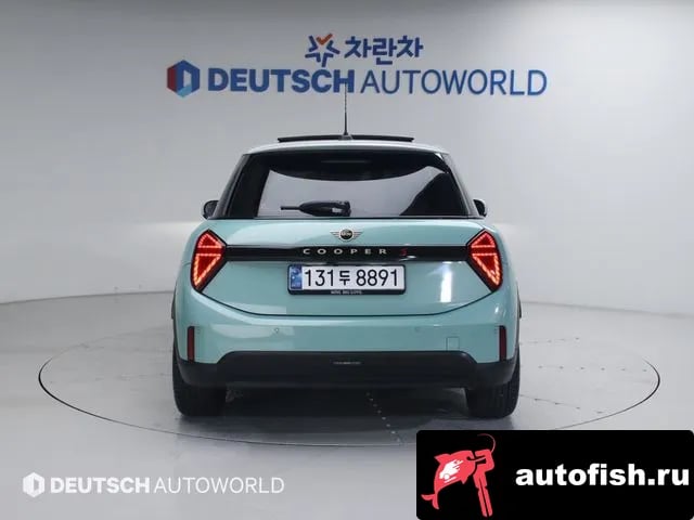 Mini Cooper Cooper S 4th Generation 2025 года - вид 4