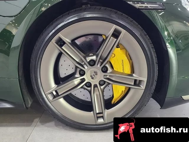 Porsche Taycan Taikan 2024 года - вид 5