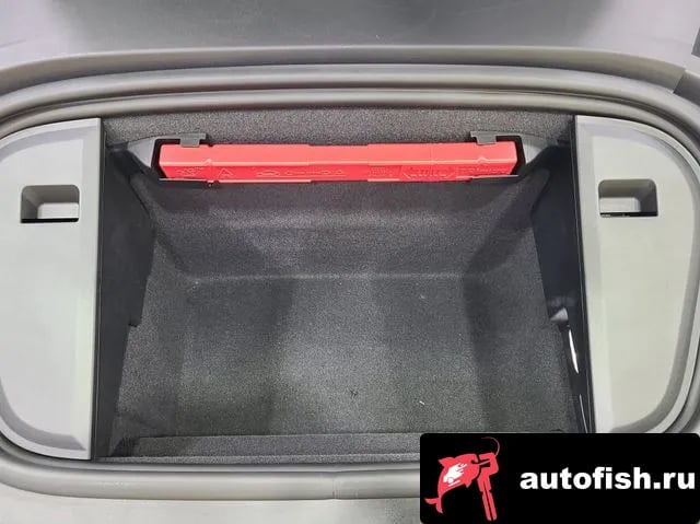 Porsche Taycan Taikan 2024 года - вид 6