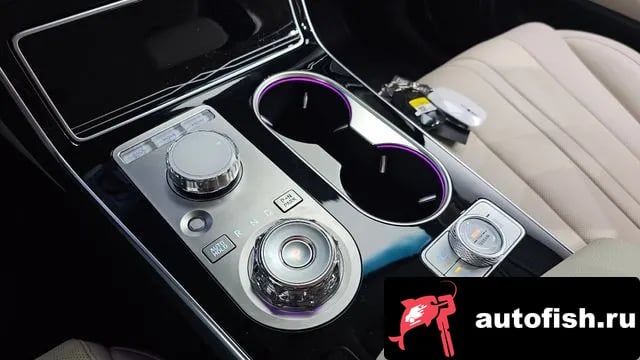 Genesis GV80 GV80 2025 года - похожие автомобили