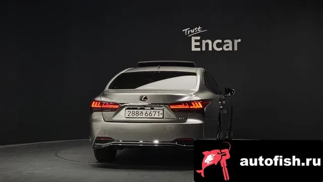 Lexus LS LS500h 5th generation 2023 года - вид 4