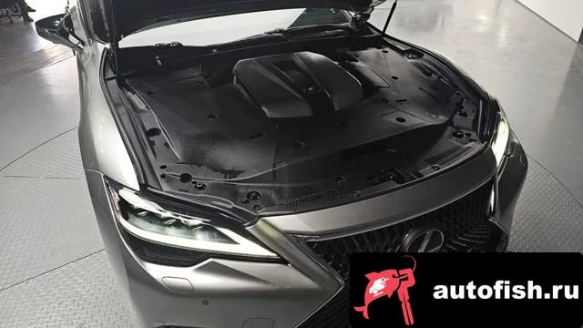 Lexus LS LS500h 5th generation 2023 года - вид 6