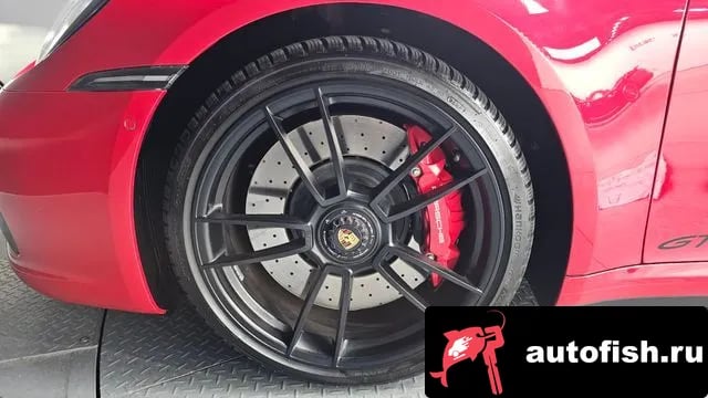 Porsche 911 911 (992) 2022 года - вид 5