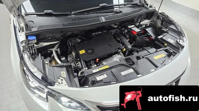 Peugeot 5008 5008 second generation 2021 года - вид 6