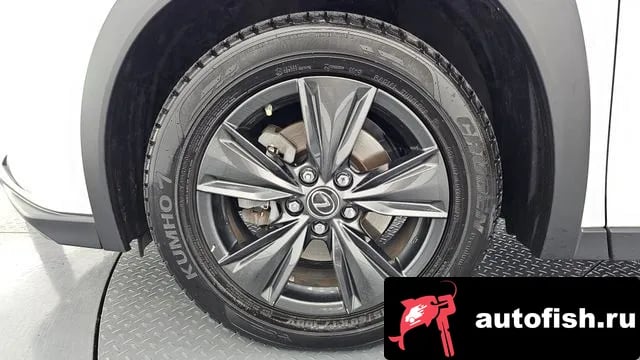 Lexus UX UX250h 2019 года - вид 5