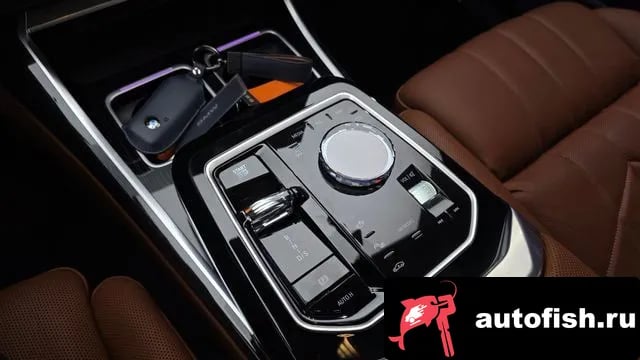 BMW 7-Series 7 Series (G70) 2025 года - похожие автомобили