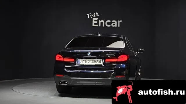 BMW 5-Series 5 Series (G30) 2021 года - вид 4