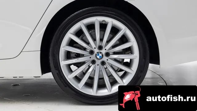 BMW 5-Series 5 Series (G30) 2023 года - вид 5