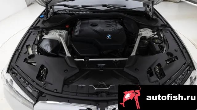 BMW 5-Series 5 Series (G30) 2023 года - вид 6