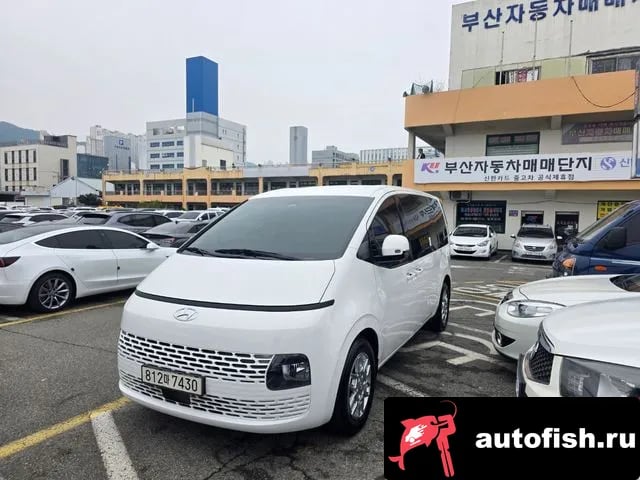 Hyundai Staria Staria 2023 года - похожие автомобили