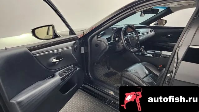 Lexus ES ES300h 7th generation 2019 года - похожие автомобили