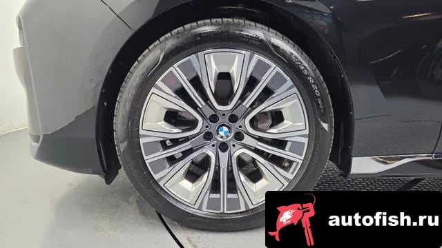 BMW 7-Series 7 Series (G70) 2023 года - вид 5