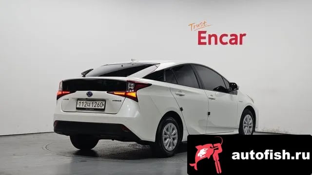 Toyota Prius Prius 4th Generation 2019 года - вид 2