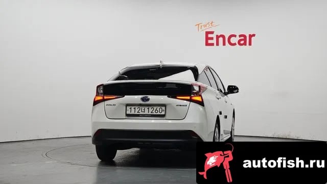 Toyota Prius Prius 4th Generation 2019 года - вид 4
