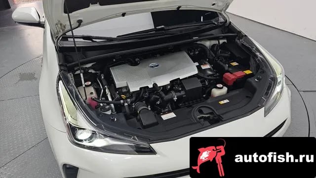 Toyota Prius Prius 4th Generation 2019 года - вид 6