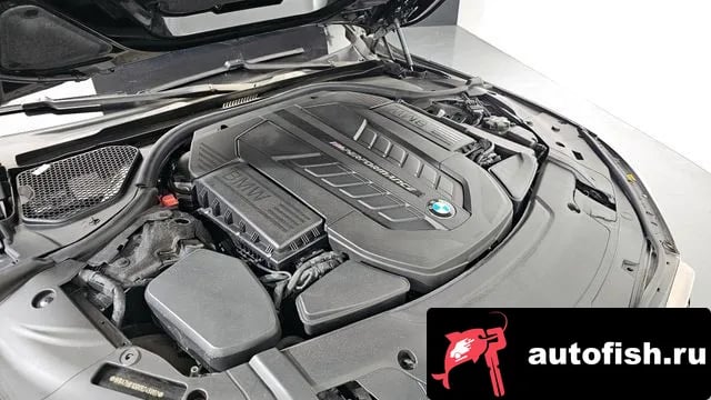 BMW 7-Series 7 Series (G11) 2019 года - вид 6