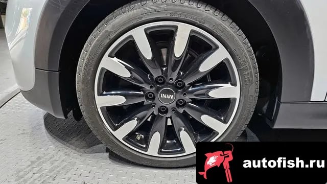 Mini Cooper Cooper S 2019 года - вид 5