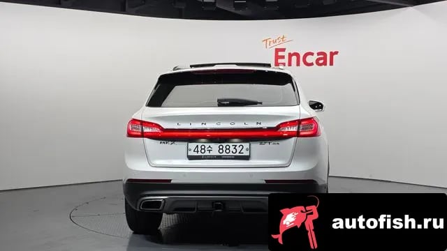 Lincoln MKX MKX 2nd Generation 2018 года - вид 4