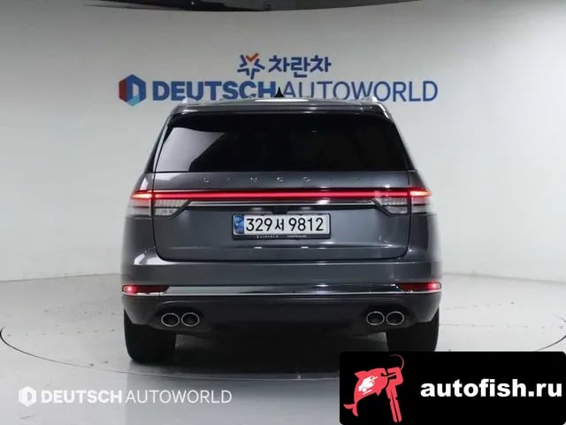 Lincoln Aviator Aviator 2nd generation 2021 года - вид 4