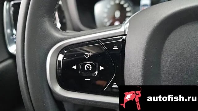 Volvo S60 S60 3rd generation 2020 года - похожие автомобили