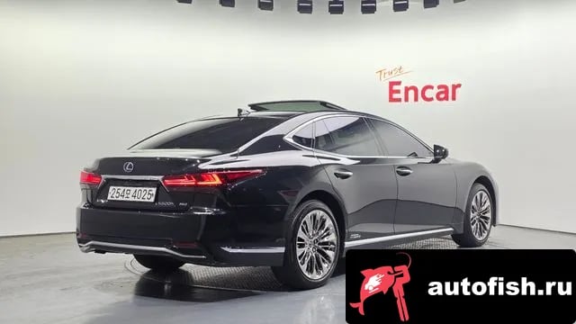 Lexus LS LS500h 5th generation 2021 года - вид 2