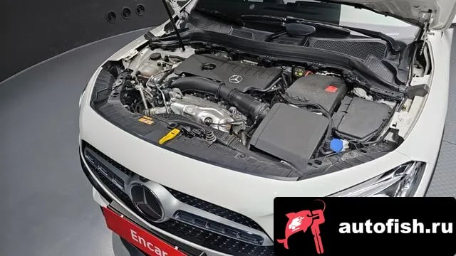 Mercedes-Benz GLA-Class GLA - Class H247 2022 года - вид 6