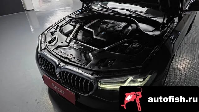 BMW 5-Series 5 Series (G30) 2021 года - вид 6