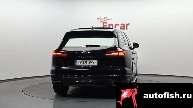 Volkswagen Touareg Tuareg 3rd generation 2021 года - вид 4