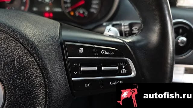 Kia Stinger Stinger 2018 года - похожие автомобили