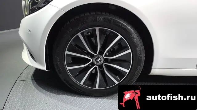 Mercedes-Benz C-Class C-Class W205 2019 года - вид 4