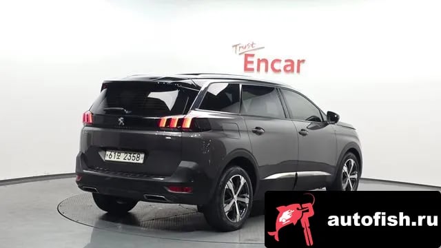 Peugeot 5008 5008 second generation 2019 года - вид 1