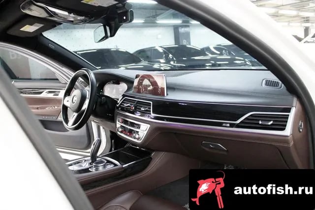 BMW 7-Series 7 Series (G11) 2020 года - похожие автомобили