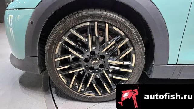 Mini Cooper Cooper S 4th Generation 2025 года - вид 5